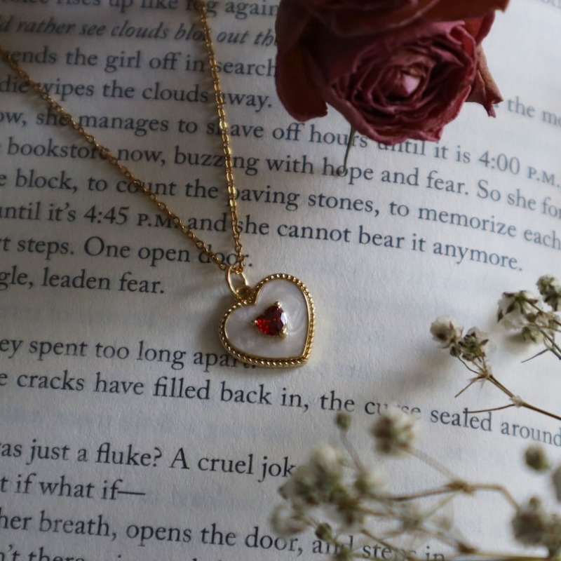 Women'S Day Fashion Show - Classical White Enamel Red Zirconia Heart