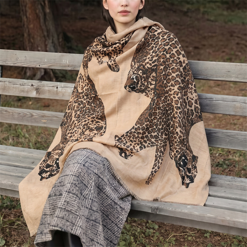 Vintage Leopard Print Hijab an - Women Fashion Wear recension och pris