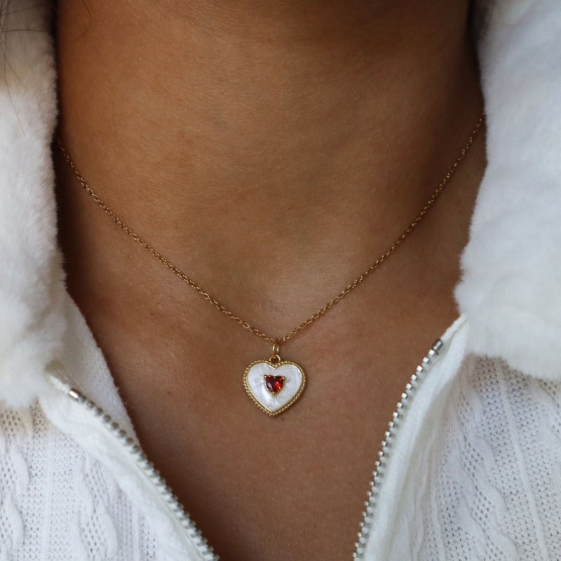 Classical White Enamel Red Zir - Women'S Day Fashion Show recension och pris