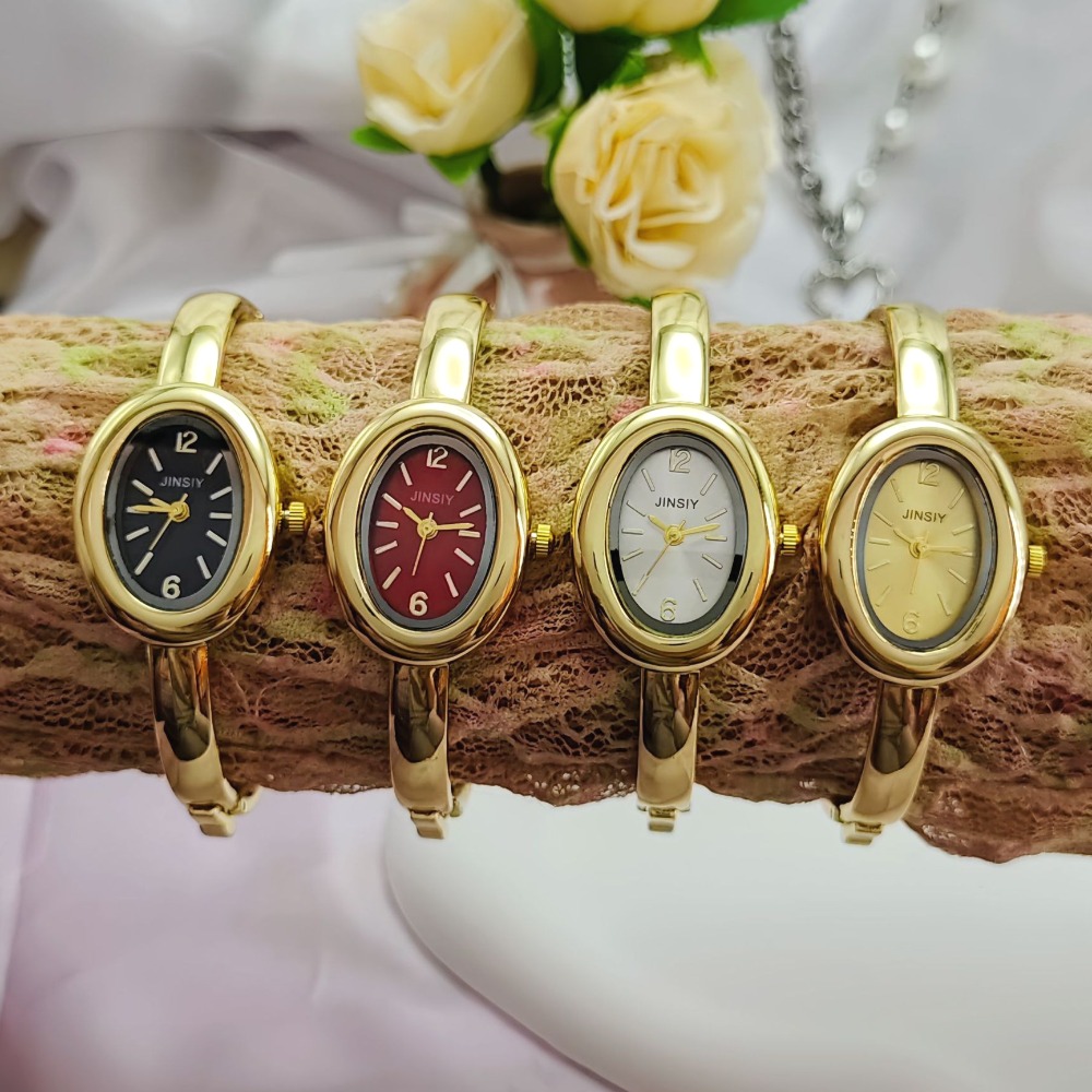 Famous Brand Gold Quartz Watch - Women'S Fashion Digital Watch recension och pris