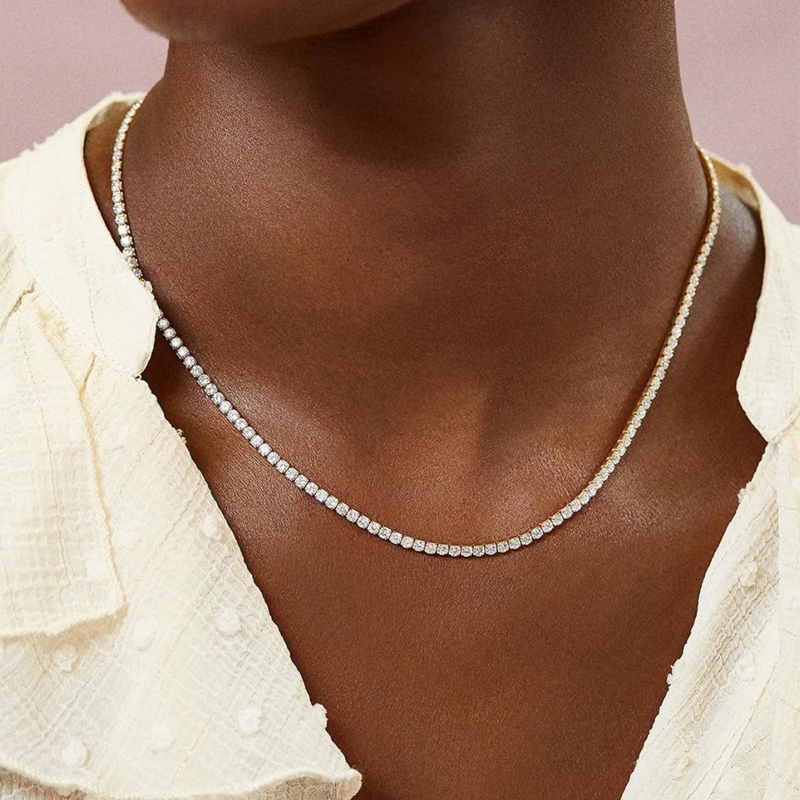 5A White Cubic Zirconia Paved  - Women'S Day Fashion Show recension och pris