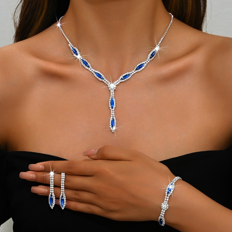 Earrings Necklace Bracelets Wo - Women'S Day Fashion Show recension och pris